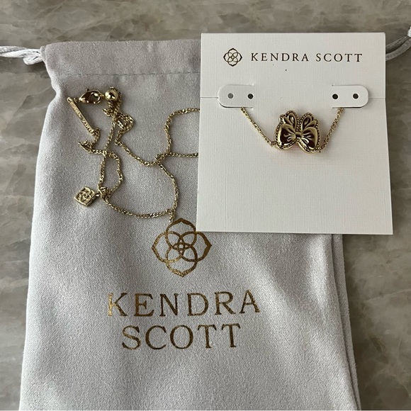 🎀✨Kendra Scott Haley Bow Gold Pendant Necklace In Blush Mother of Pearl New✨ 🎀 - Picture 8 of 8